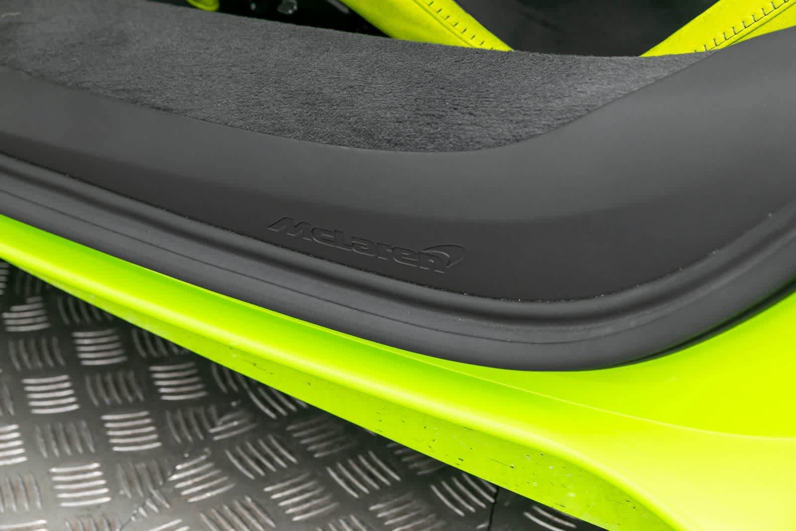 New 2026 McLaren Artura RWD image 24