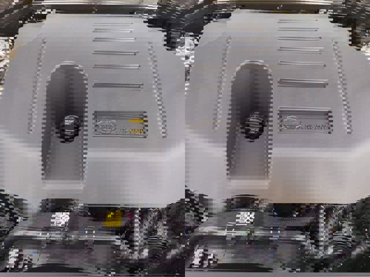 New 2026 Land Rover Defender 110 X-Dynamic SE image 14