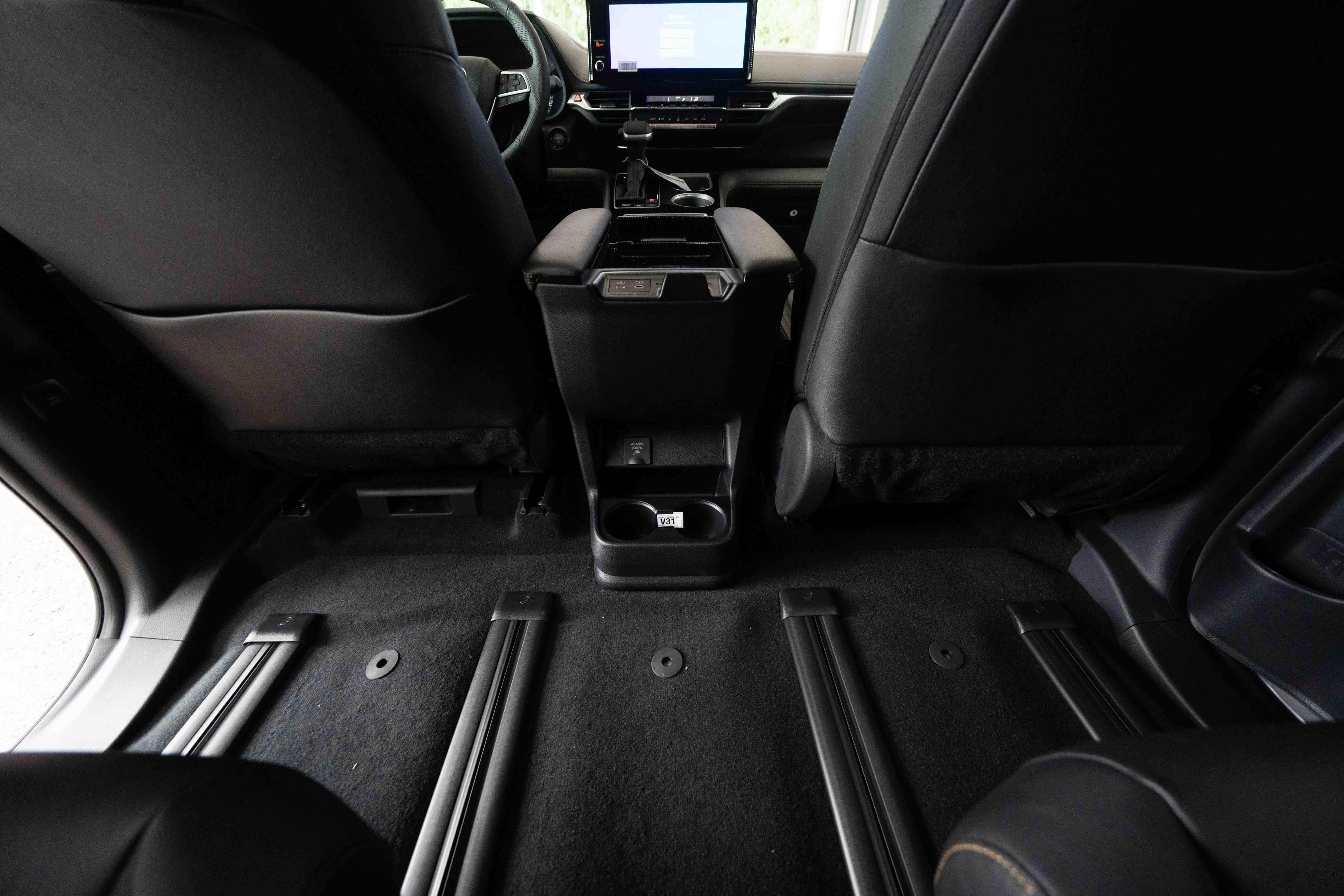New 2026 Toyota Sienna XLE Woodland Edition AWD/4WD image 22
