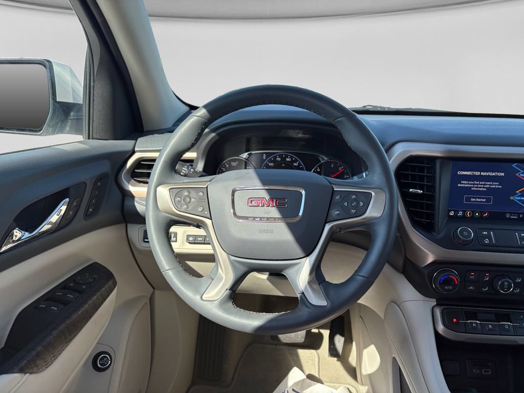 Used 2023 GMC Acadia Denali w/ Denali Ultimate Package AWD/4WD image 14