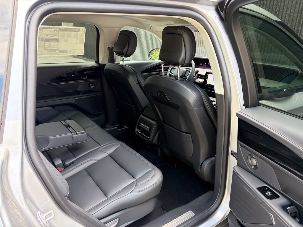 New 2026 Lincoln Nautilus Premier w/ Equipment Group 102A AWD/4WD image 21