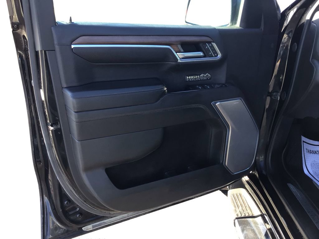 Used 2022 Chevrolet Silverado 1500 High Country w/ Z71 Off-Road Package image 19