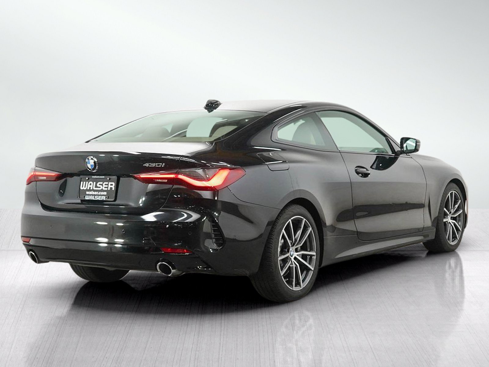 Used 2021 BMW 430i Coupe w/ Convenience Package RWD image 5