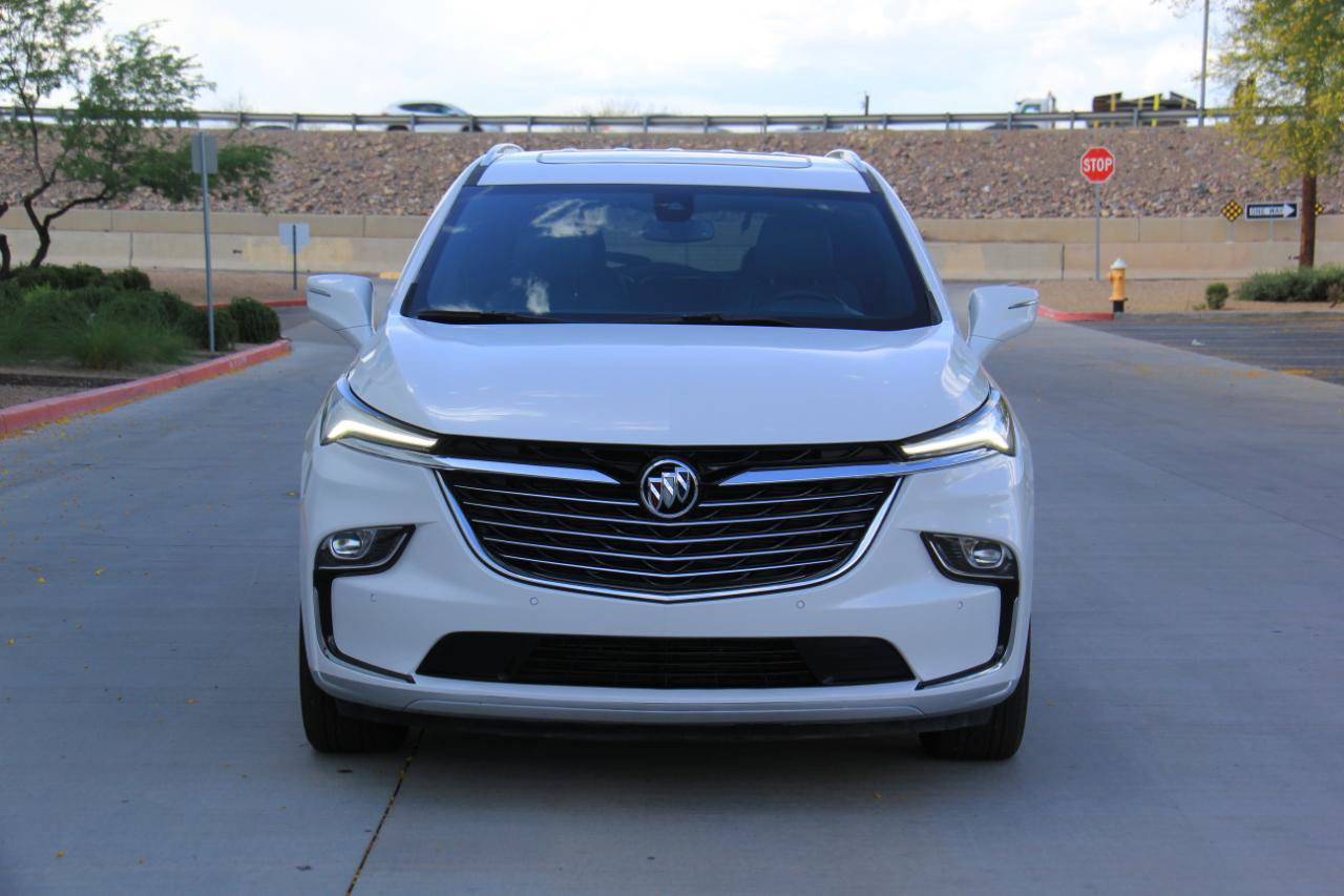Used 2024 Buick Enclave Essence FWD image 8