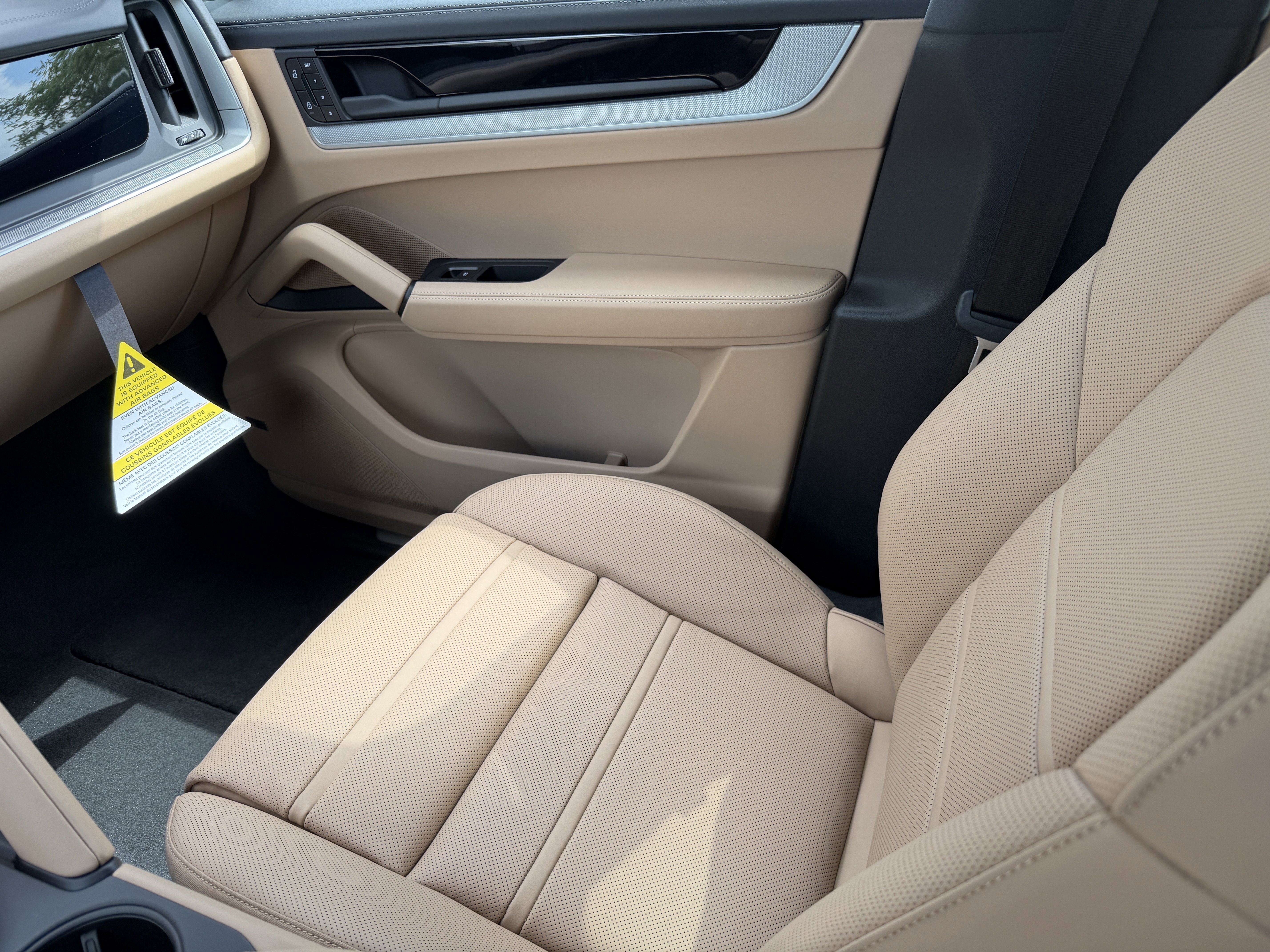 New 2026 Porsche Cayenne Coupe image 20