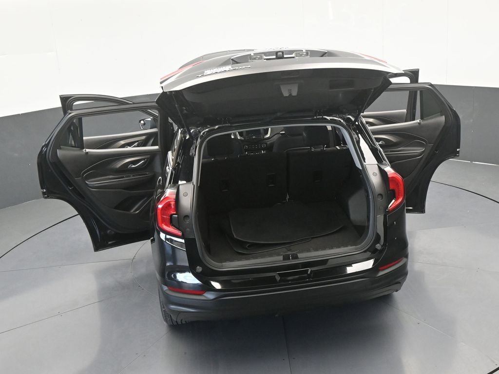 Used 2023 GMC Terrain SLE image 63