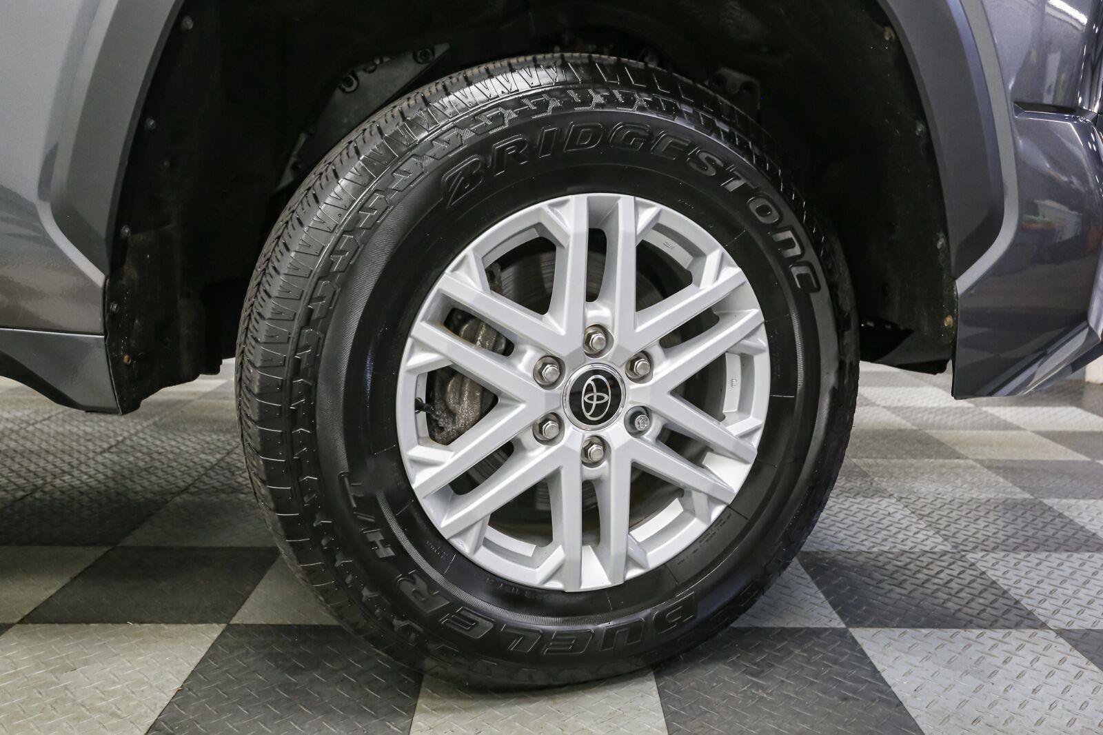 Used 2024 Toyota Tundra SR5 AWD/4WD image 14
