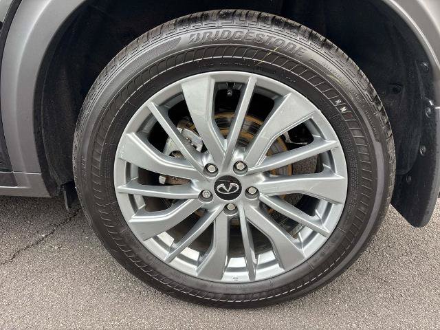 Certified 2025 INFINITI QX50 Luxe w/ Cargo Package AWD/4WD image 9