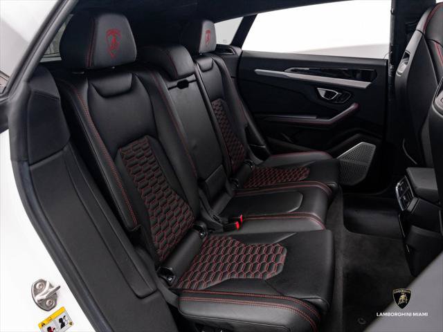 Used 2019 Lamborghini Urus AWD/4WD image 41