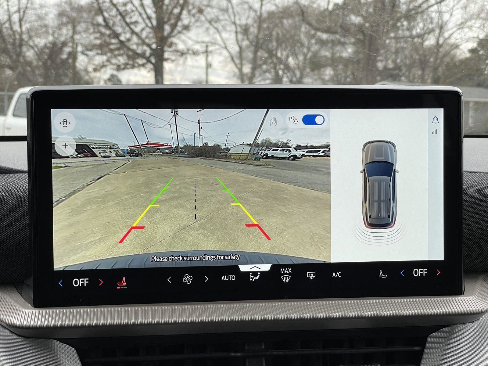 Used 2025 Ford Explorer Active image 20