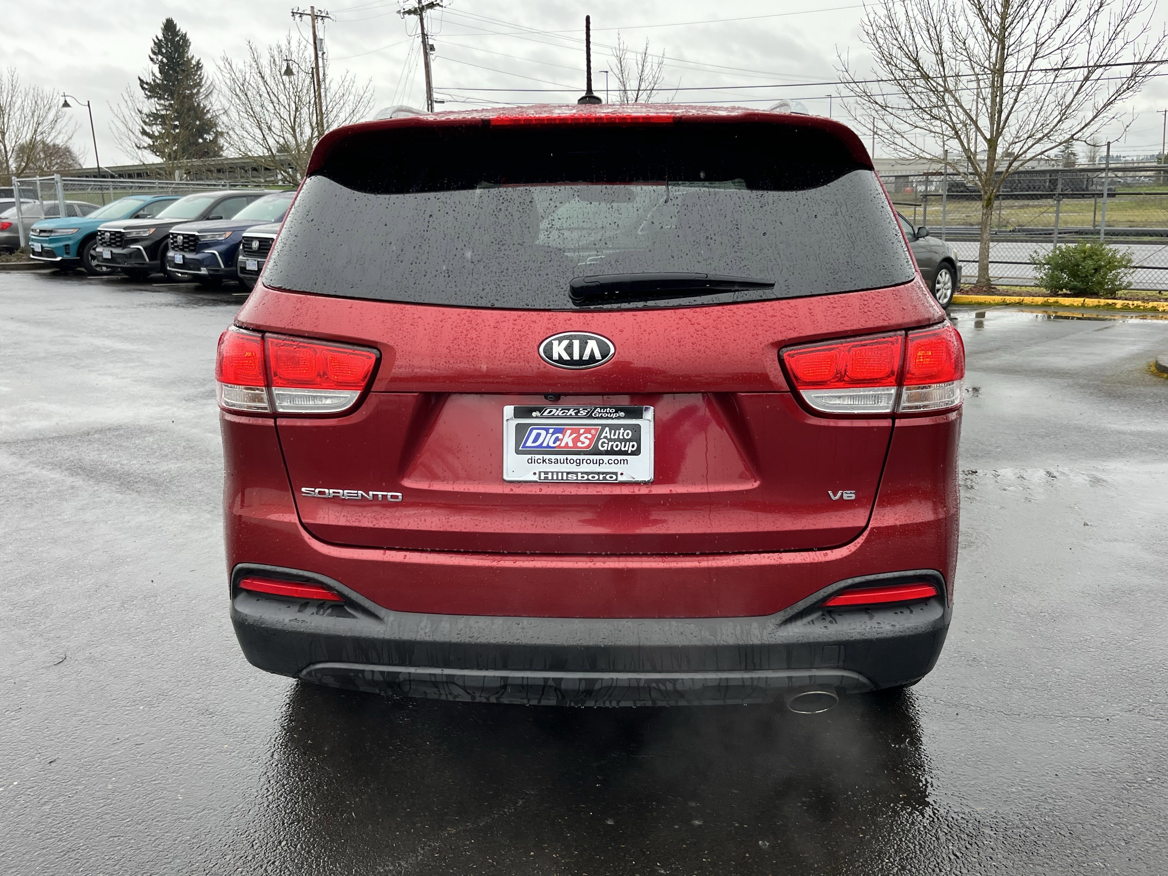 Used 2016 Kia Sorento LX image 4