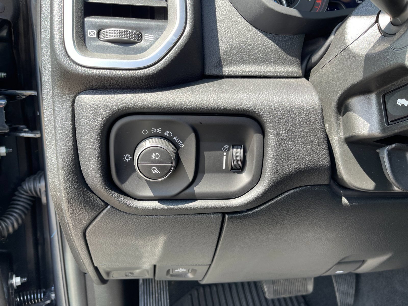 New 2026 RAM 3500 Big Horn AWD/4WD image 30