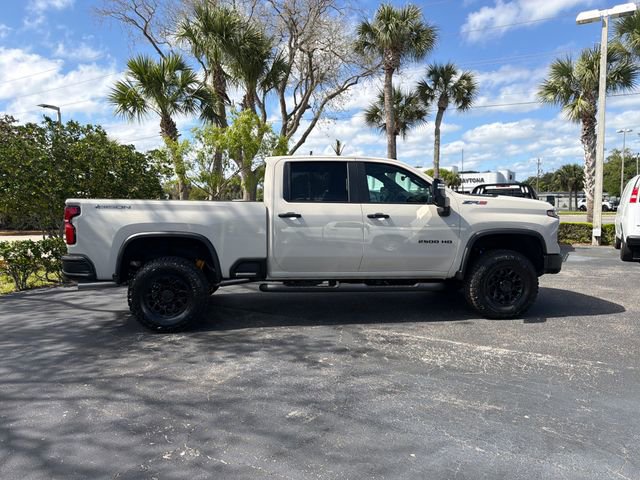 New 2026 Chevrolet Silverado 2500 ZR2 image 13