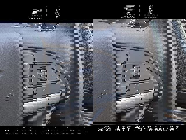 Used 2023 Cadillac XT6 Luxury image 18