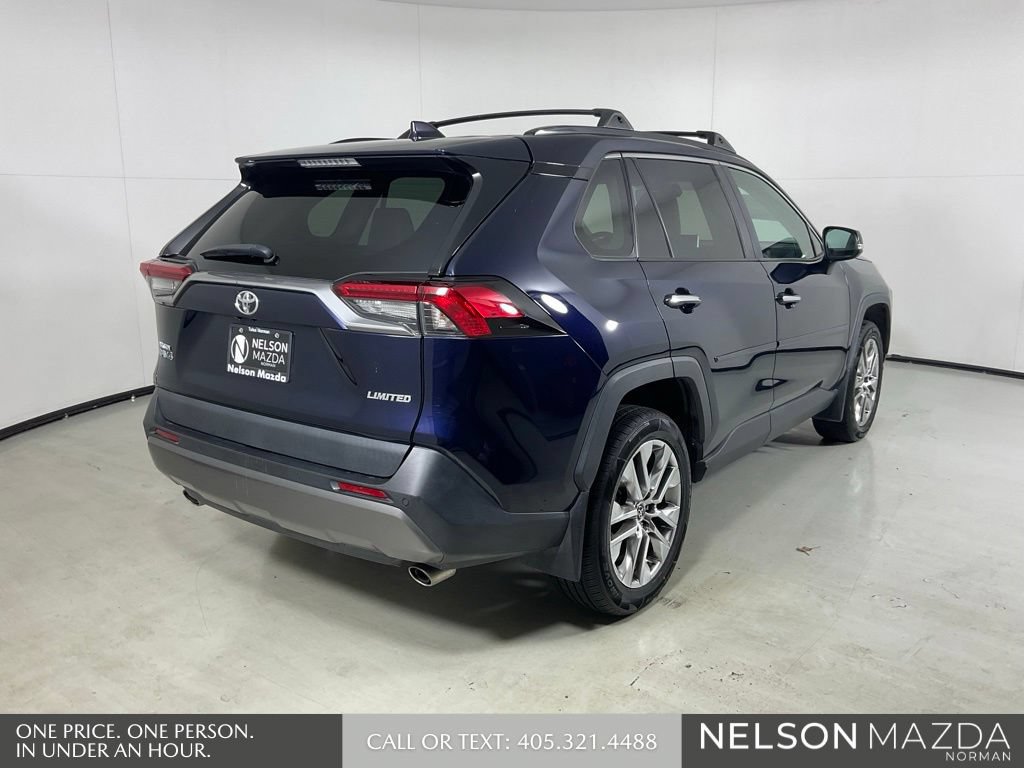 Used 2019 Toyota RAV4 Limited FWD image 6