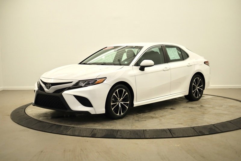 Used 2018 Toyota Camry SE image 7