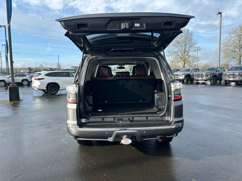 Used 2016 Toyota 4Runner Limited image 11