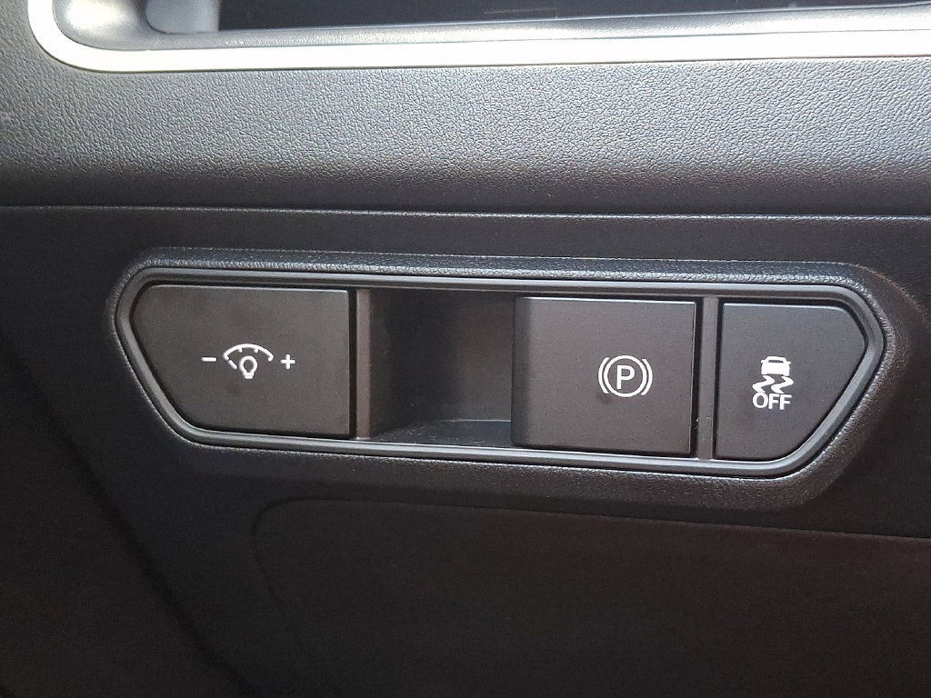 Used 2025 Kia K4 FWD image 24