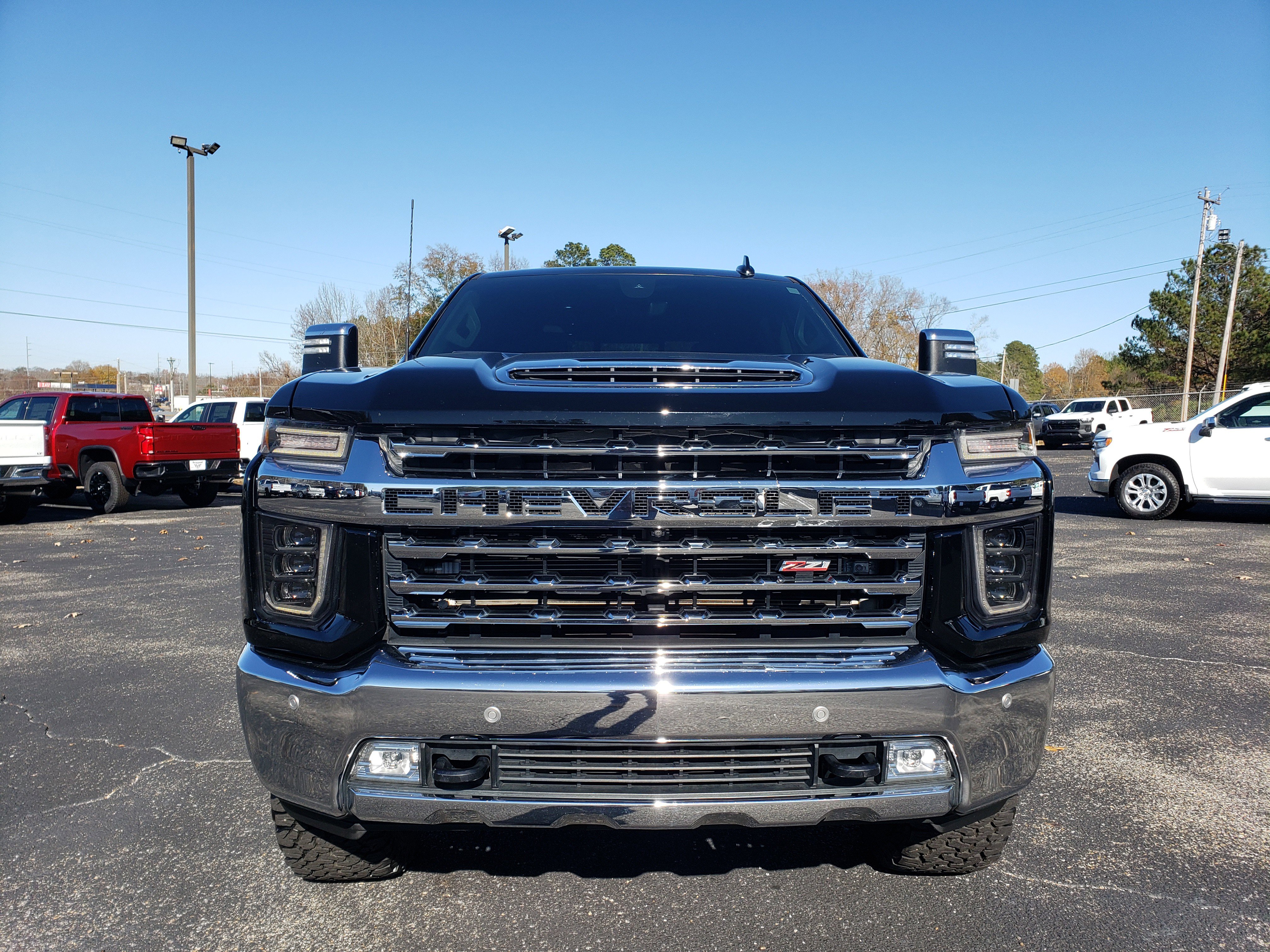 Used 2022 Chevrolet Silverado 2500 LTZ w/ LTZ Premium Package image 7