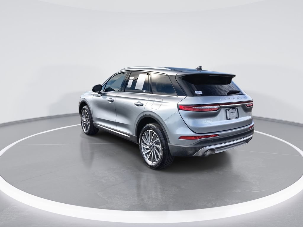 Used 2023 Lincoln Corsair Reserve AWD/4WD image 6