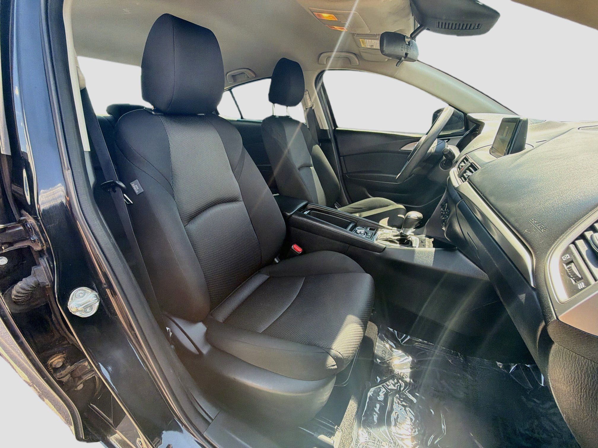 Used 2018 MAZDA MAZDA3 Sport FWD image 28