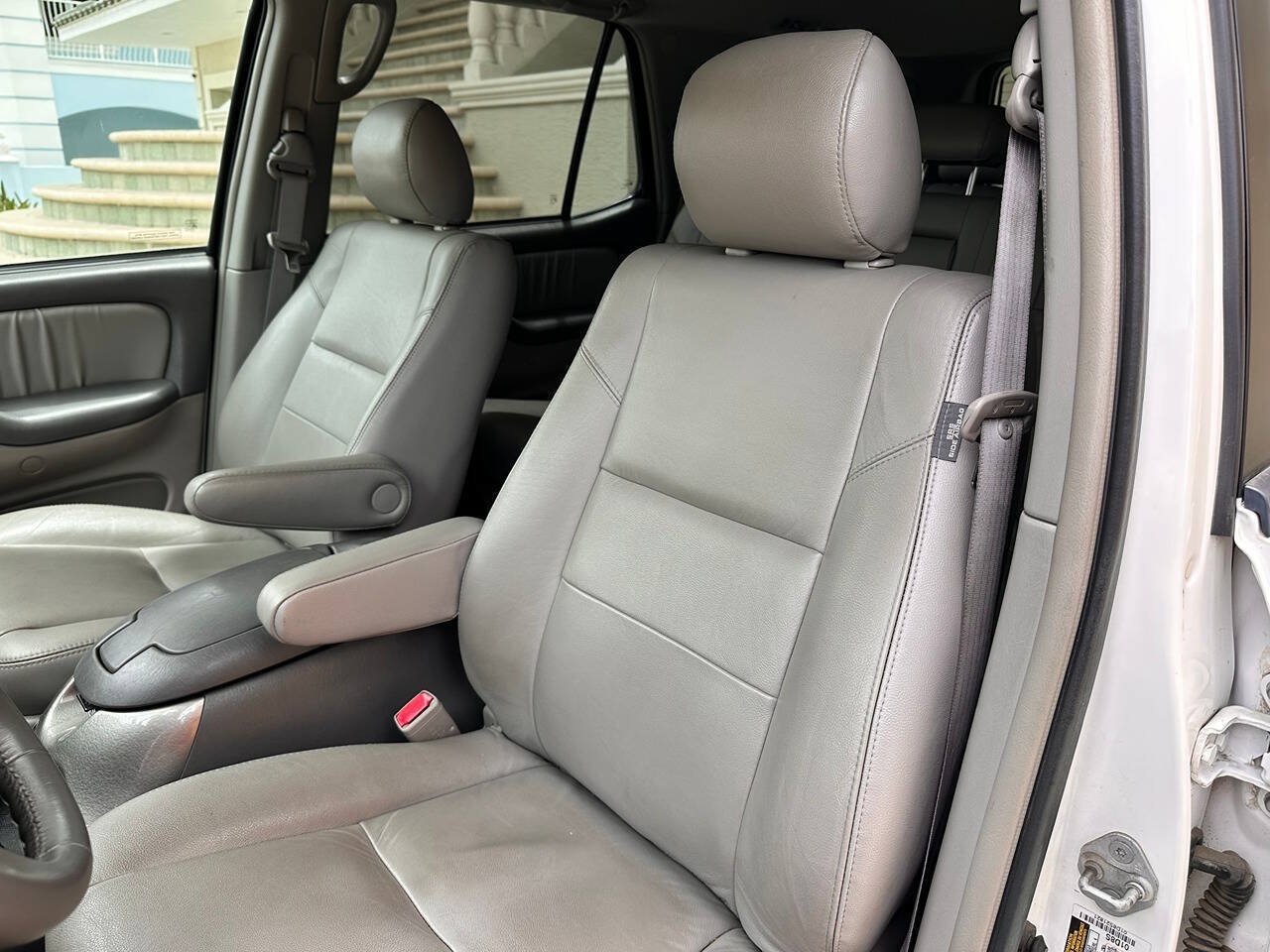 Used 2007 Toyota Sequoia Limited RWD image 54