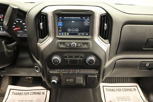 Used 2024 Chevrolet Silverado 1500 Custom w/ Turbomax Blackout Package AWD/4WD image 15