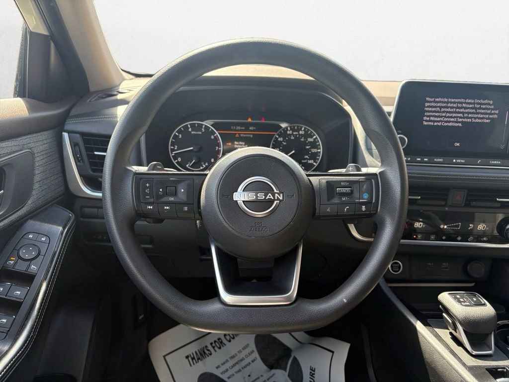 Used 2023 Nissan Rogue SV image 14