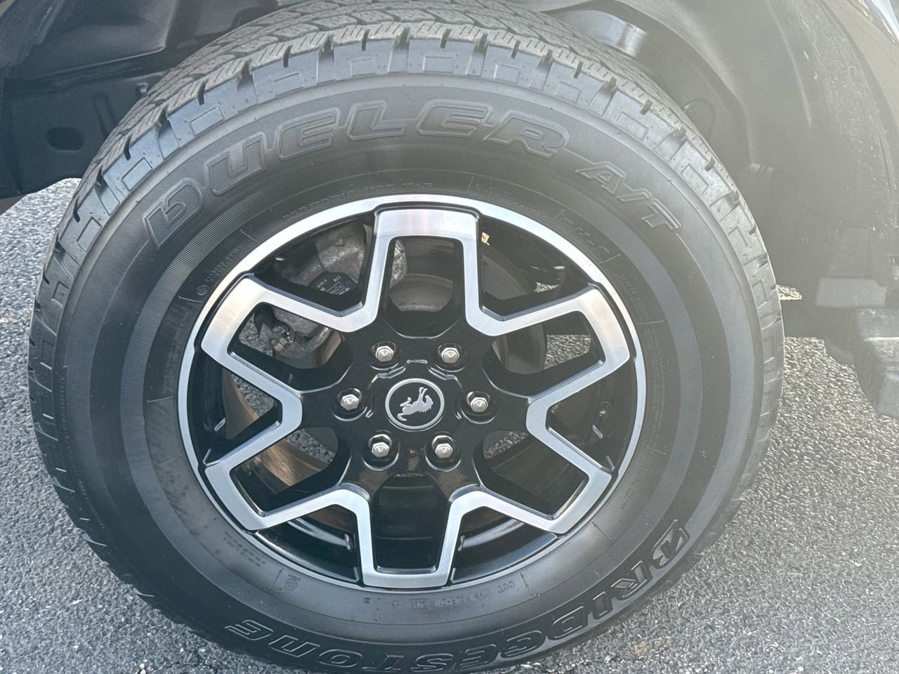 Used 2023 Ford Bronco Outer Banks image 10