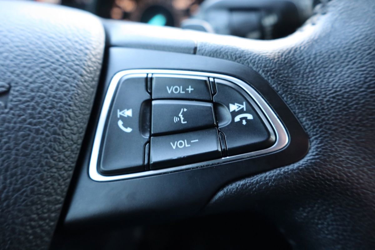 Used 2017 Ford Escape Titanium image 30