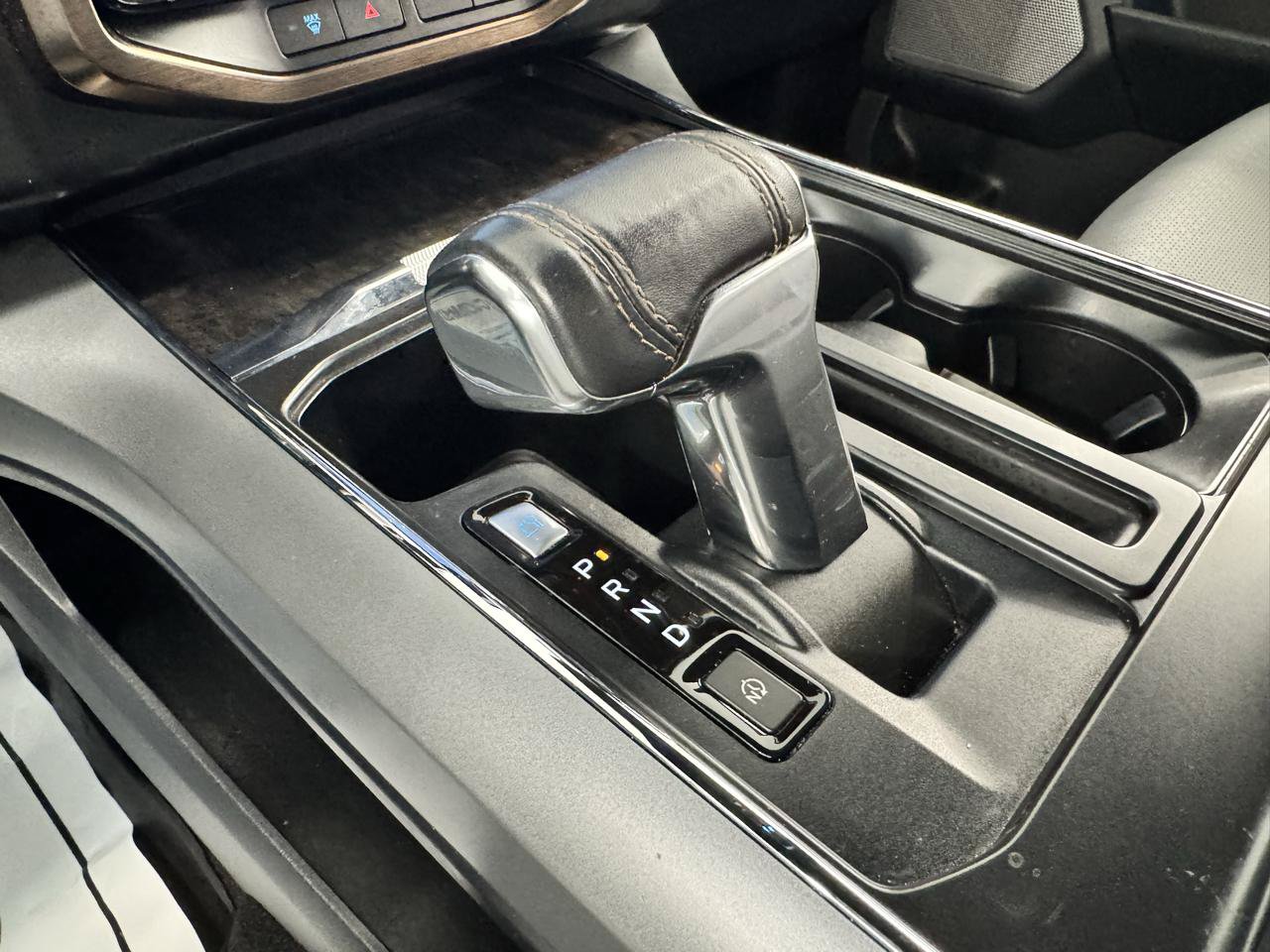 Used 2022 Ford F150 Lightning Lariat AWD/4WD image 21