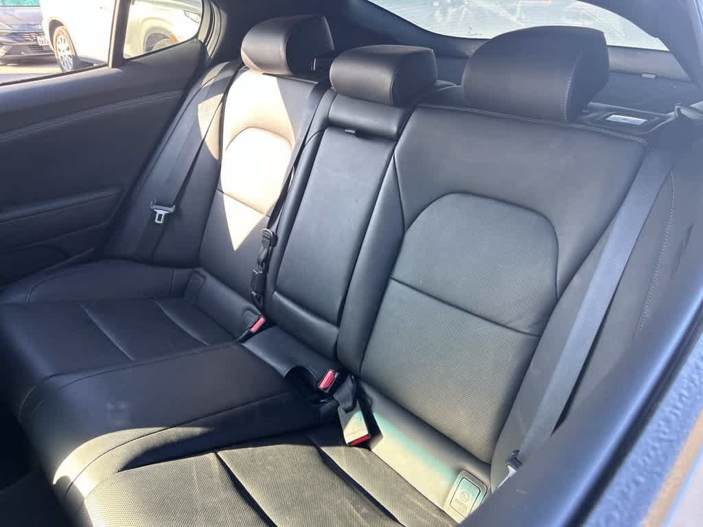 Used 2021 Kia Stinger GT-Line RWD image 9