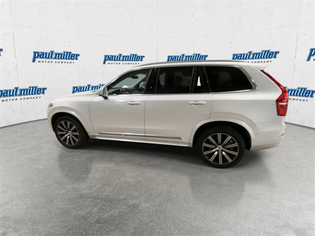 Used 2023 Volvo XC90 B5 Plus image 7