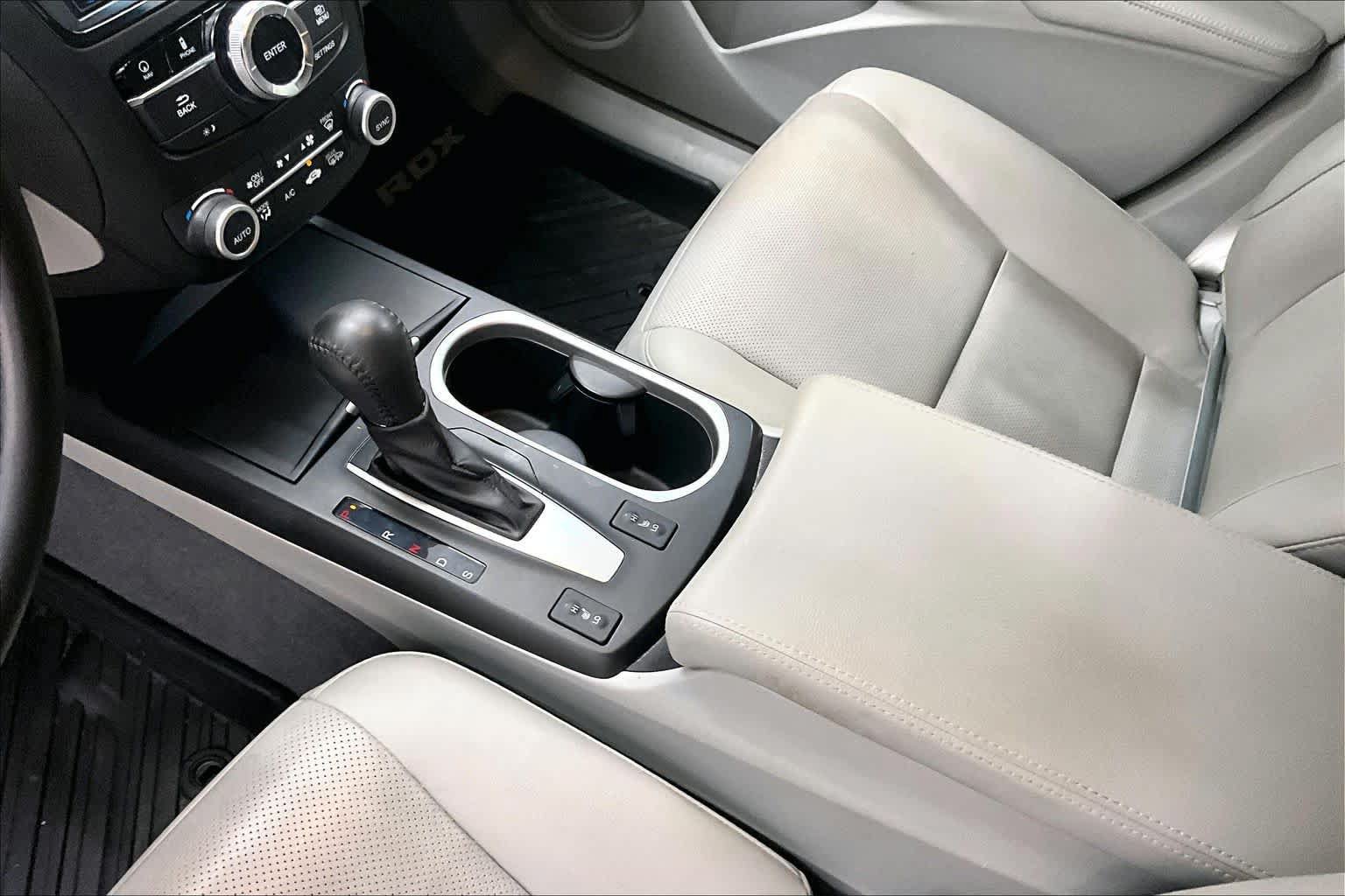Used 2018 Acura RDX FWD w/ Technology Package image 16