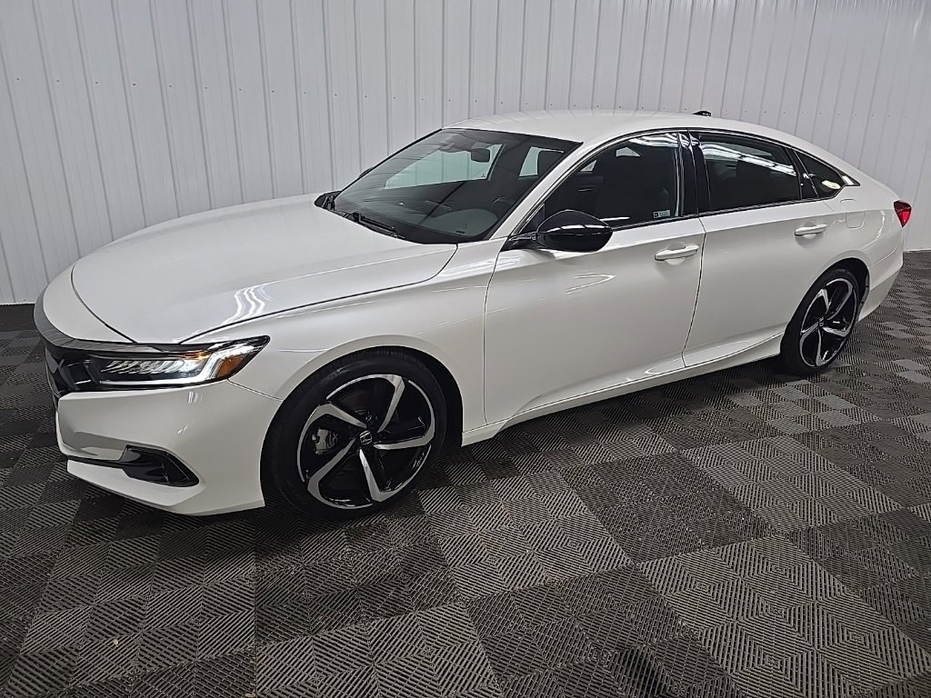 Used 2022 Honda Accord Sport image 6