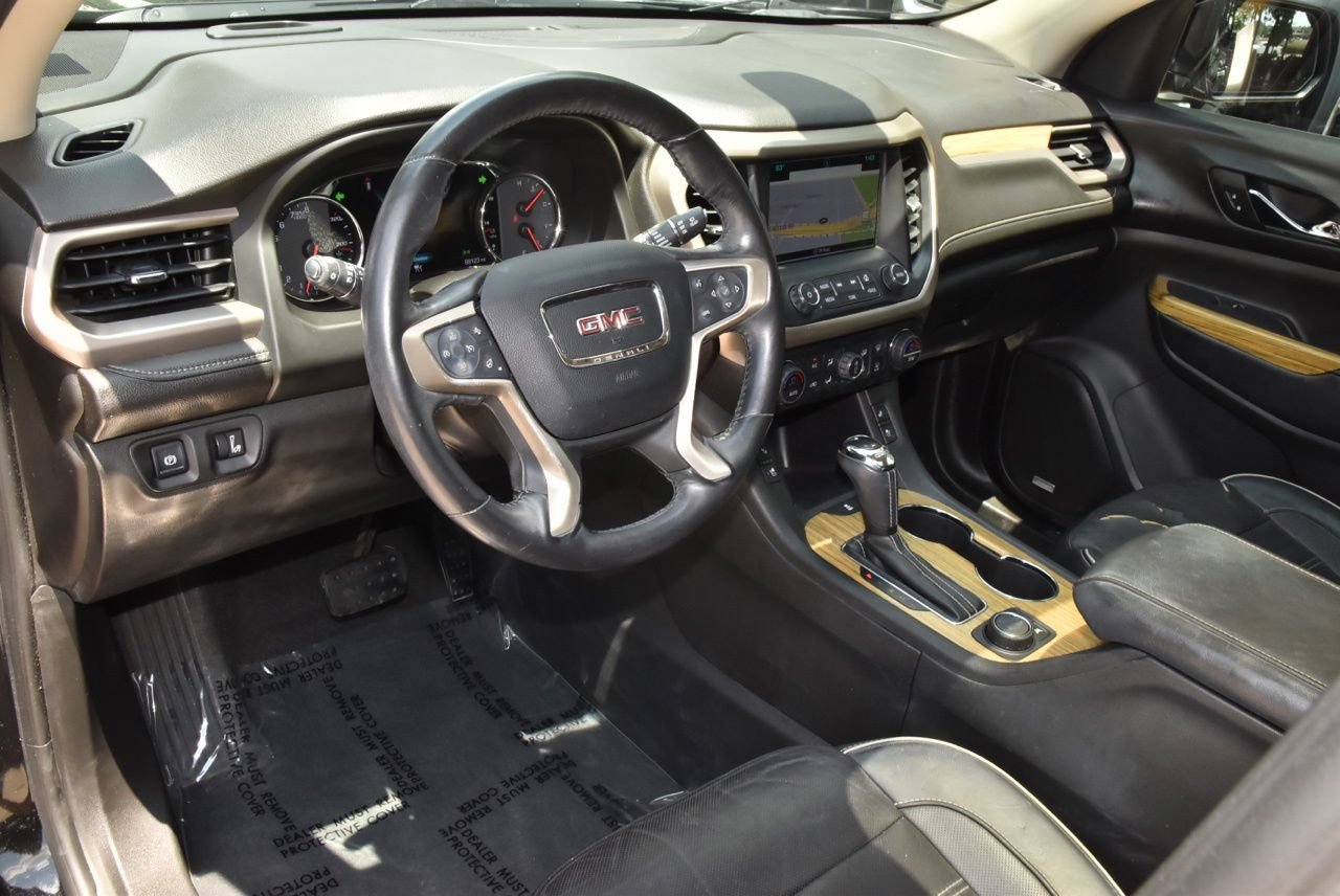 Used 2018 GMC Acadia Denali w/ Technology Package FWD image 35