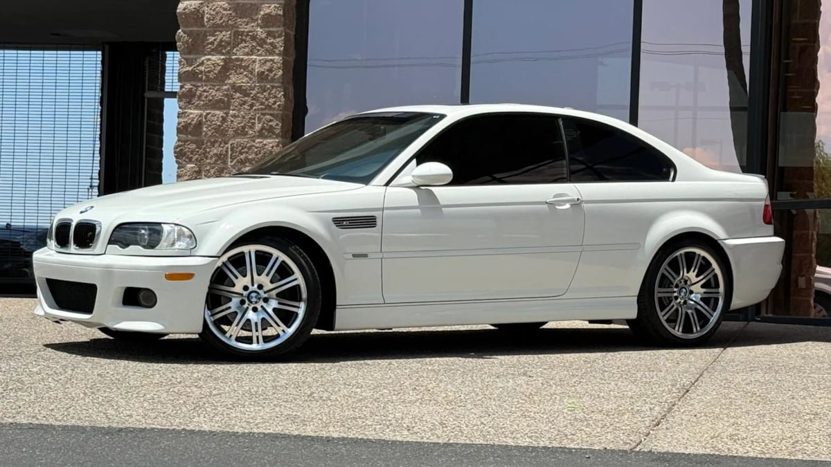 Used 2005 BMW M3 Coupe RWD image 3