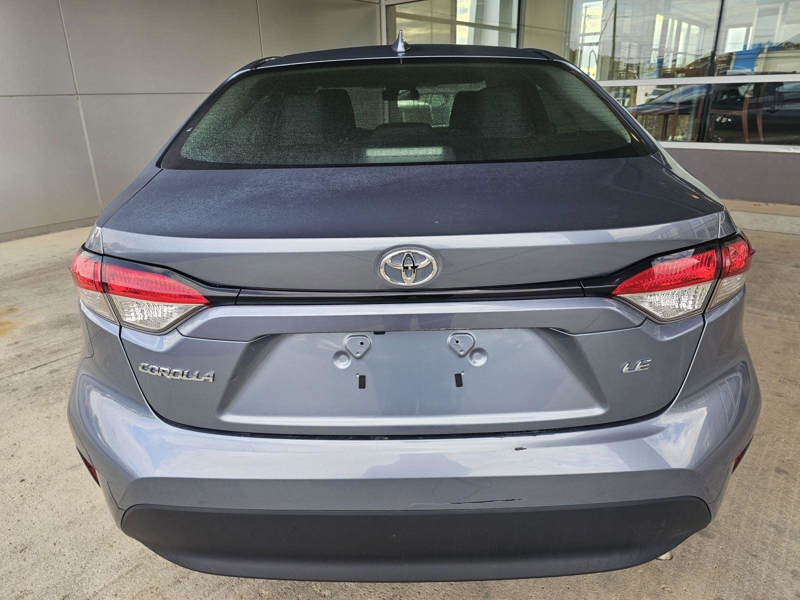 Used 2023 Toyota Corolla LE image 4