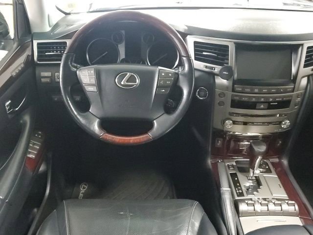 Used 2015 Lexus LX 570 4WD image 16