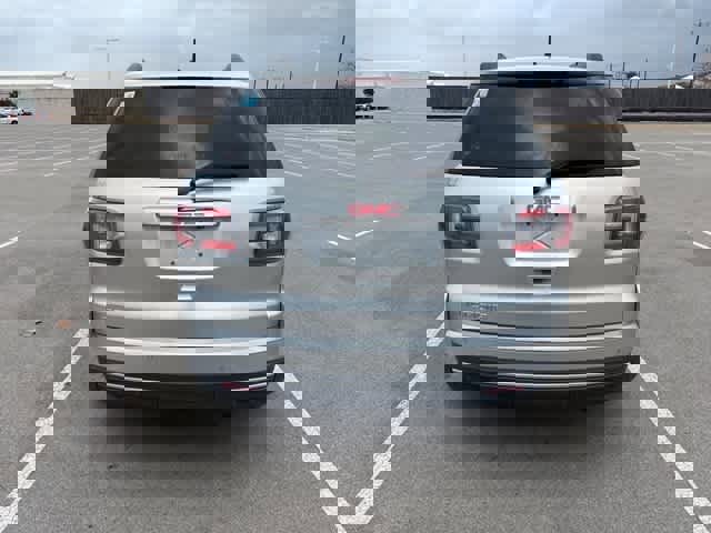 Used 2014 GMC Acadia SLE image 4