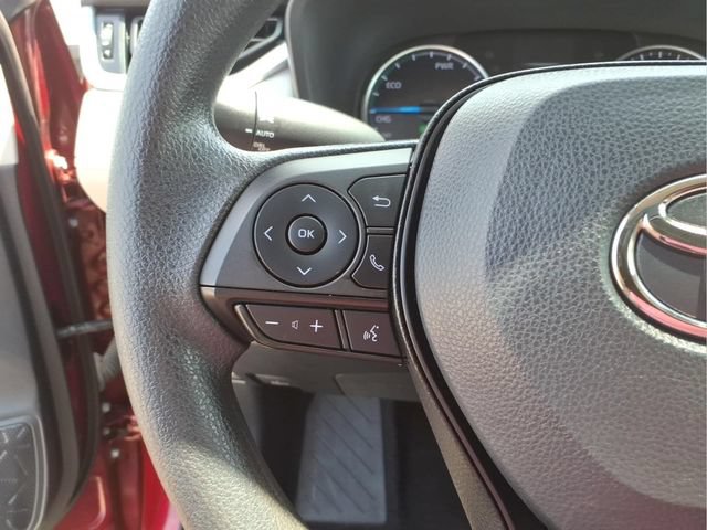 Used 2022 Toyota RAV4 XLE AWD/4WD image 16