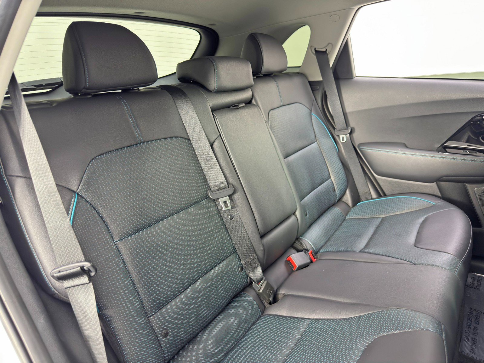 Used 2020 Kia Niro EX Premium w/ Cold Weather Package image 36