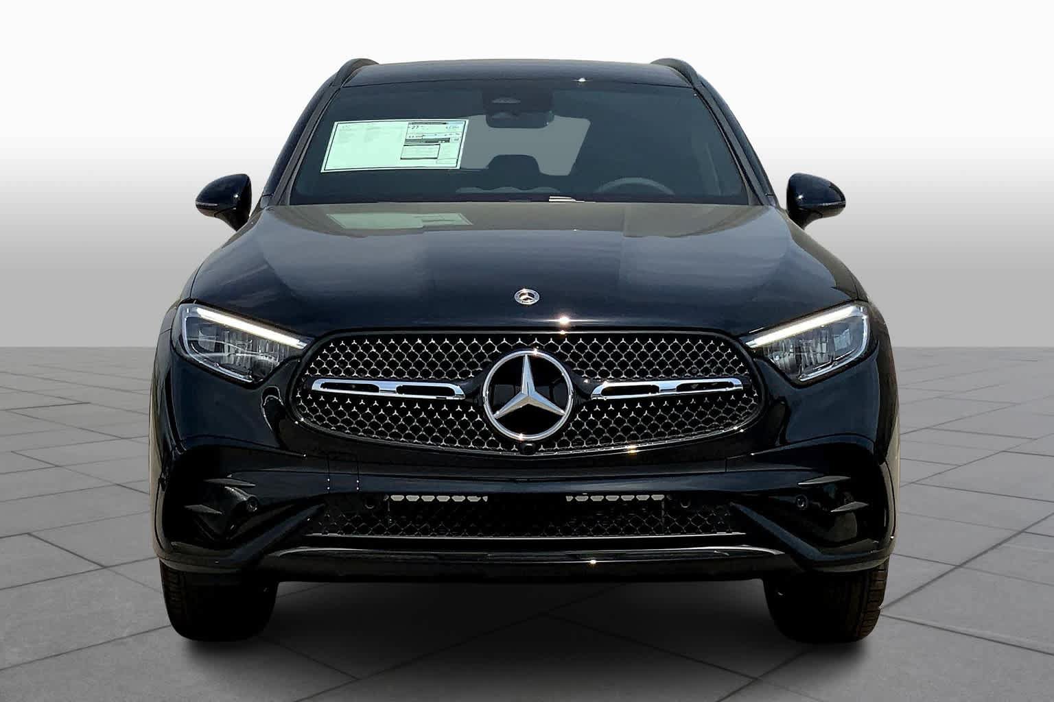 New 2025 Mercedes-Benz GLC 300 image 3