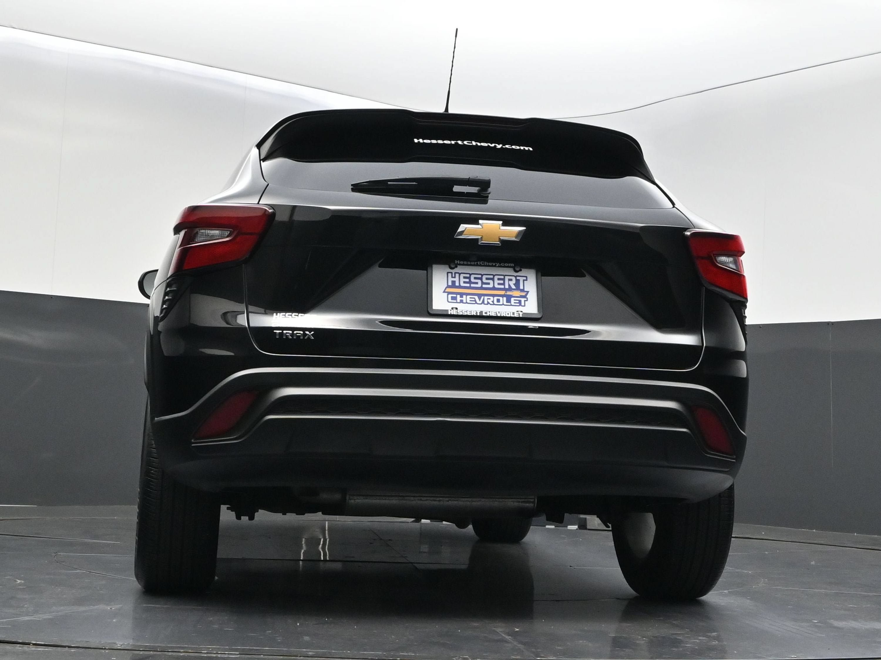 Certified 2025 Chevrolet Trax LS w/ LS Convenience Package FWD image 33