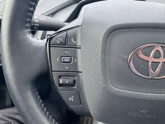 Used 2023 Toyota Prius XLE FWD image 18