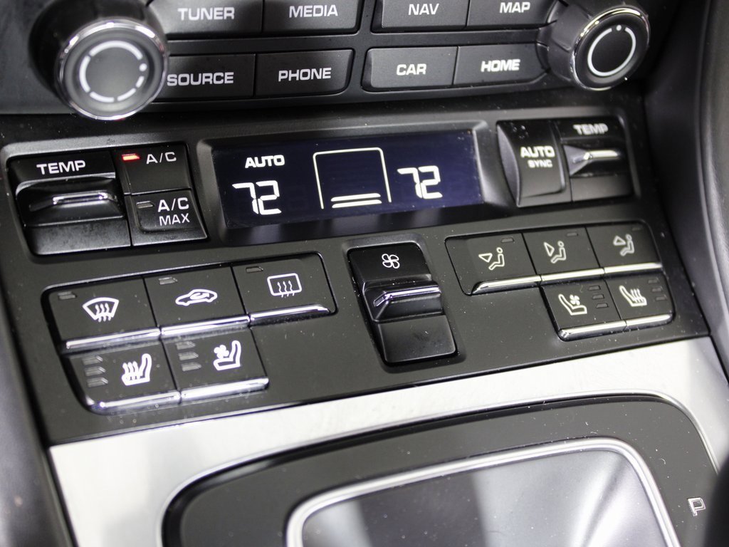 Used 2017 Porsche 911 Carrera 4S image 34