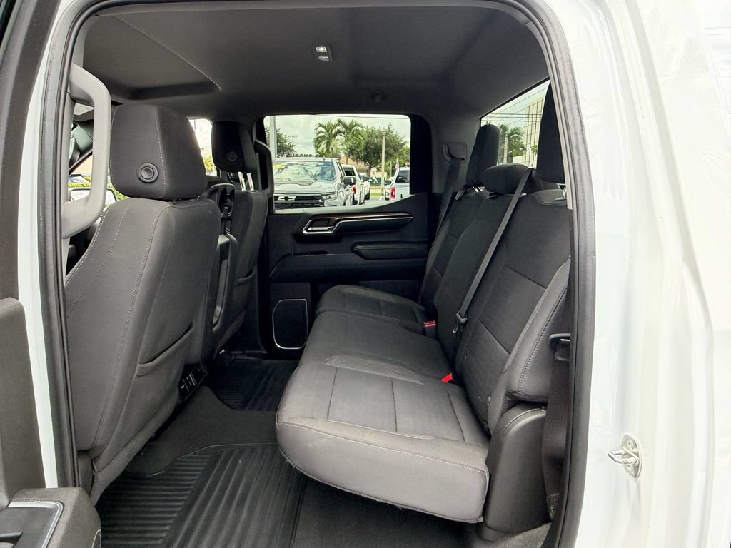 Certified 2023 Chevrolet Silverado 1500 LT AWD/4WD image 11
