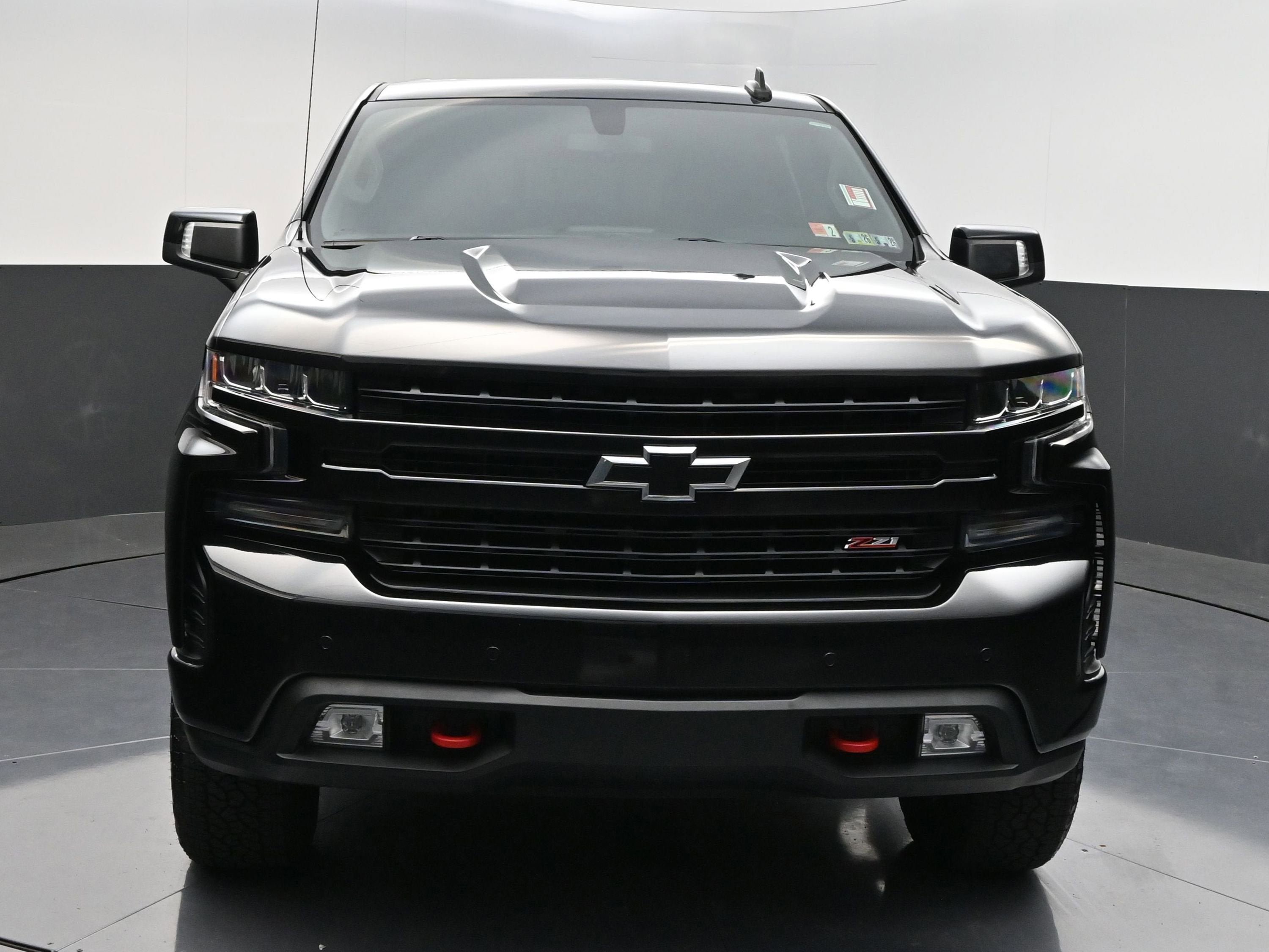 Used 2020 Chevrolet Silverado 1500 LT Trail Boss AWD/4WD image 2