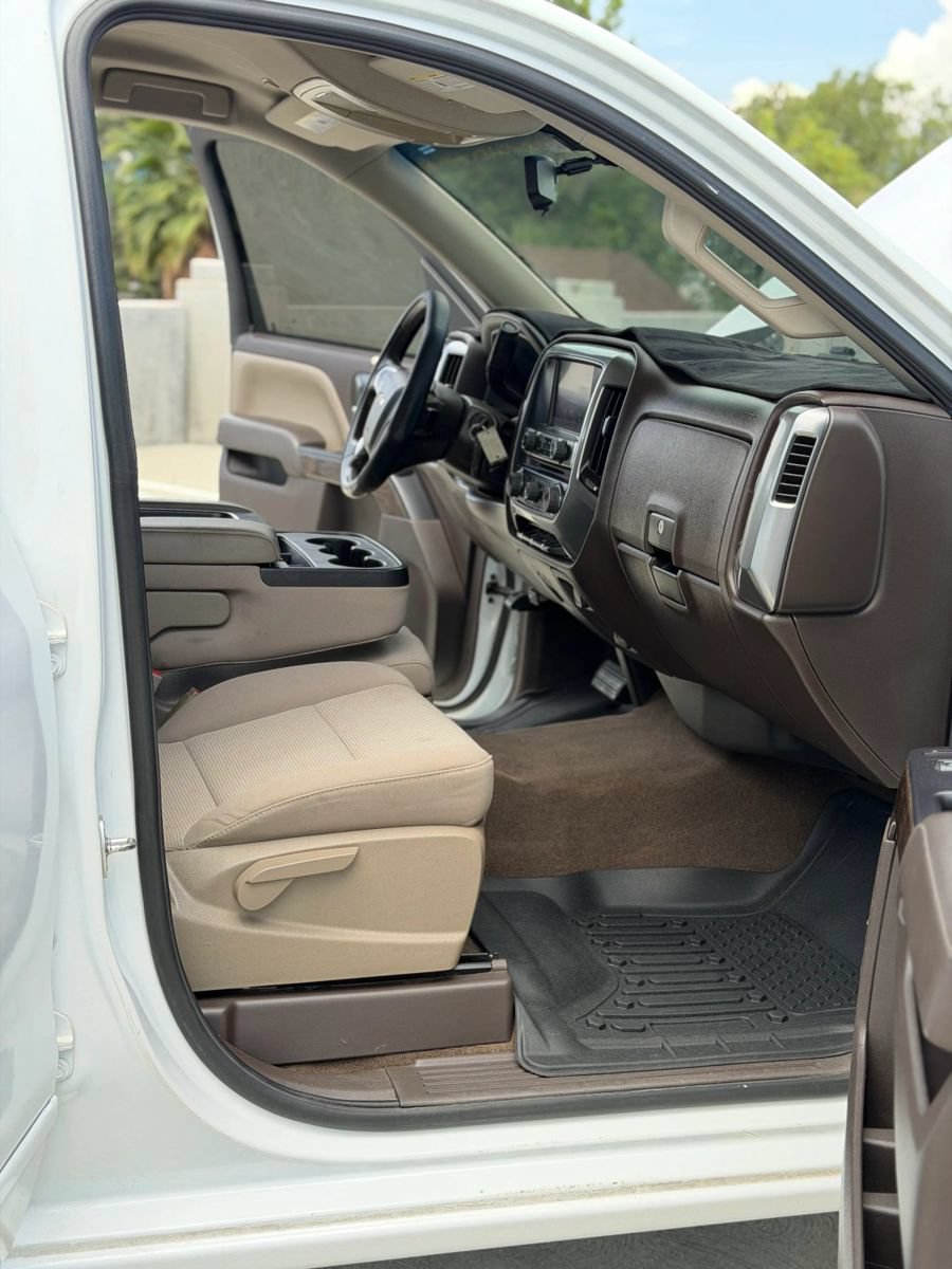 Used 2015 Chevrolet Silverado 1500 LT w/ LT Convenience Package AWD/4WD image 15