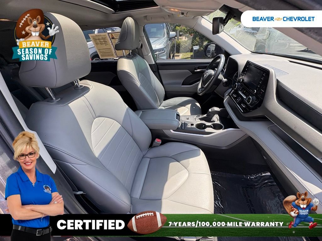 Used 2022 Toyota Highlander XLE FWD image 24